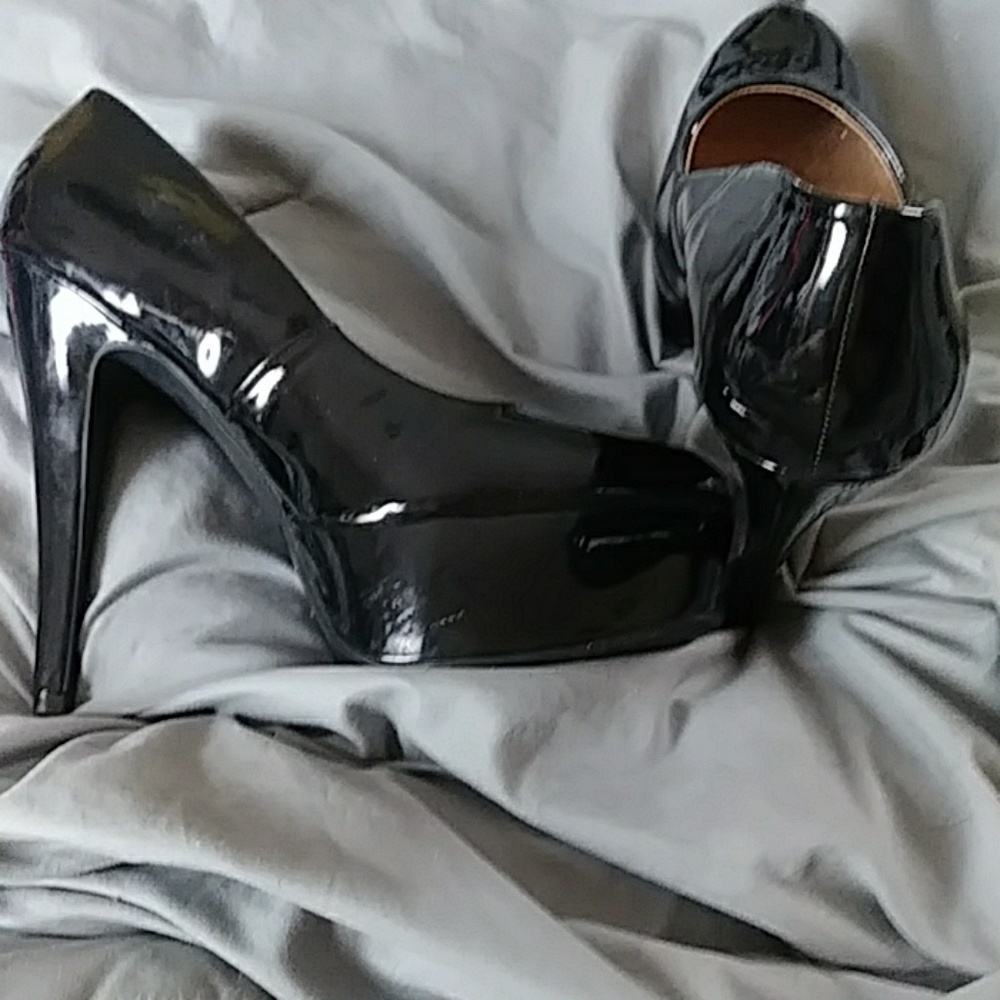 Black heels 👠